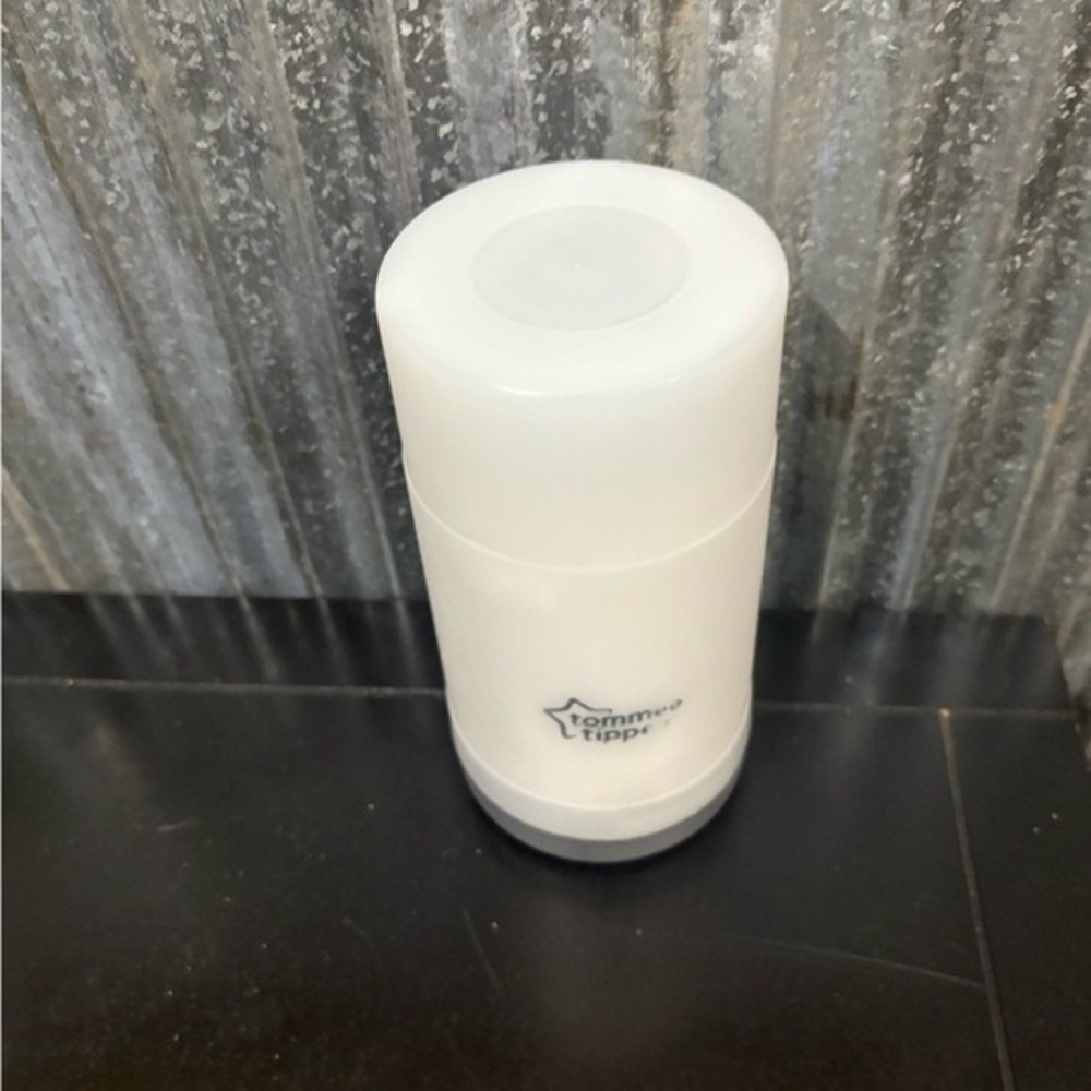Tommee Tippee Insulated Travel‎ Bottle Warmer Stainless Steel White